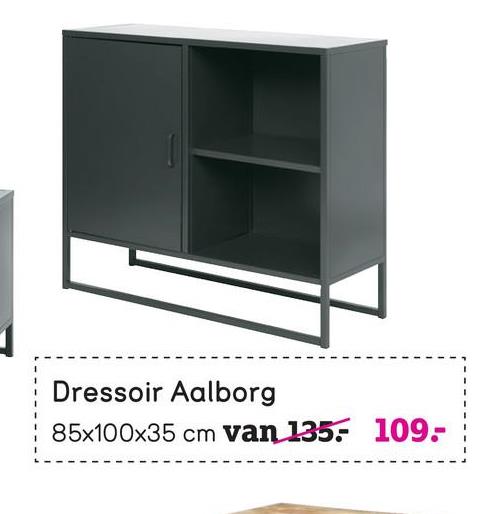Dressoir Aalborg - zwart - 85x100x35 cm Dressoir Aalborg is een stoer en modern dressoir van zwart metaal. Deze kast heeft een open vak met een plank en één vak met een deur.
