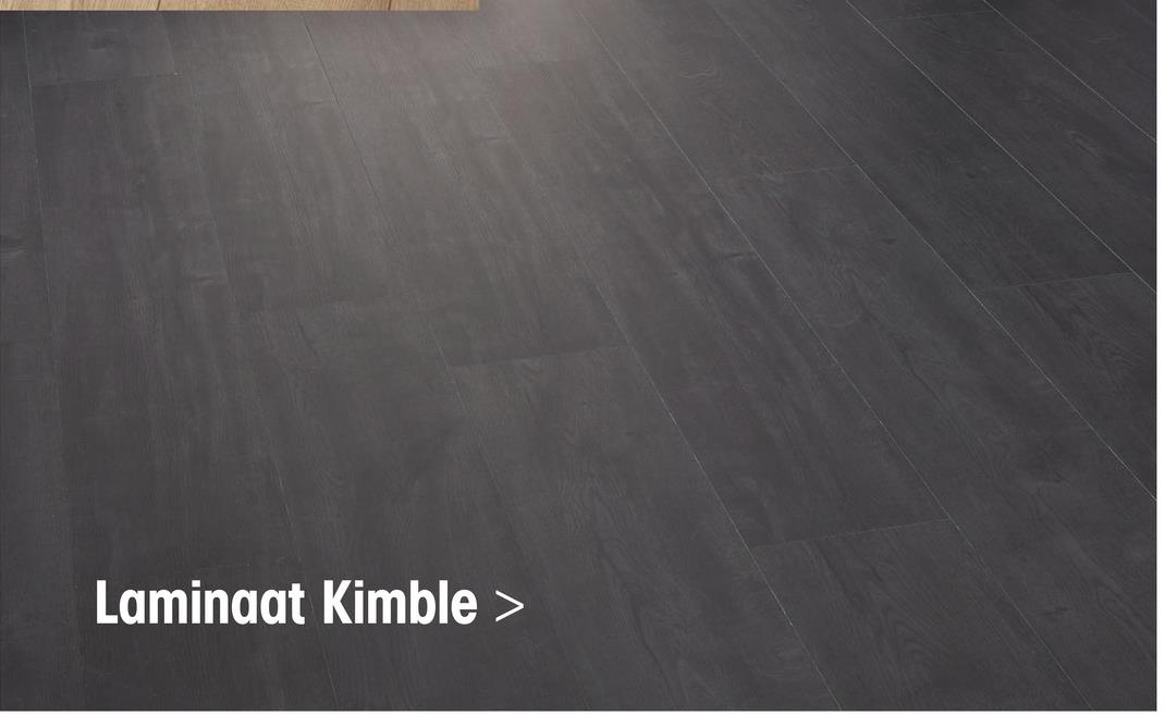 Laminaat Kimble Zwart Zwart laminaat met een 4-zijdige V-groef. Dit laminaat is geschikt voor (zeer) intensief woongebruik. Dit laminaat is eenvoudig te reinigen en makkelijk in onderhoud. 8 mm dik. 128,5x19,2 cm (lxb). 8 stuks. Inhoud per pak: 1,97 vierkante meter.