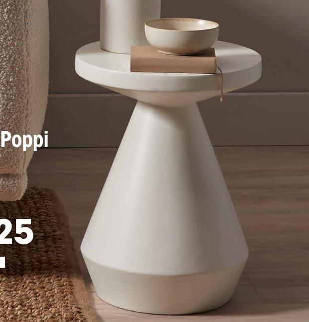 Bijzettafel Poppi Off-White Bijzettafel Poppi in een off-white kleur. Deze bijzettafel is gemaakt van 100% MGO. ø33x44,5 centimeter.