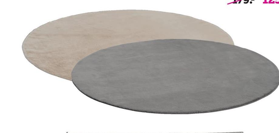 Tapijt Lilly - blush - Ø160 cm Tapijt Lilly is een superzacht tapijt met een vrolijke, ronde vorm. Het tapijt is gemaakt van polyester en heeft een mooie, poederroze kleur.