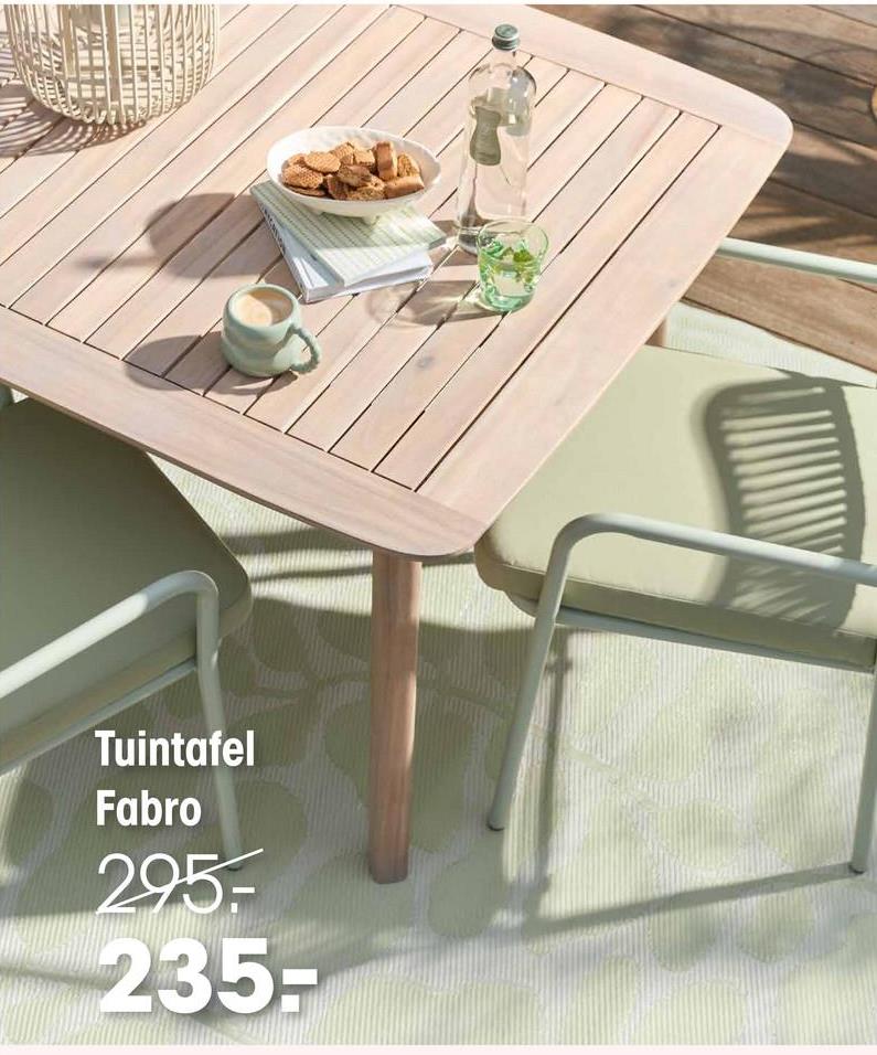 Tuintafel Fabro Grijs Hou je van houten tafels? Wij ook! De Tuintafel Fabro is een rechthoekige tafel die volledig gemaakt is van acaciahout. Dit hardhout heeft het FSC keurmerk. Dat wil zeggen dat het materiaal is gewonnen vanuit duurzaam bosbeheer. De tafel heeft een gr