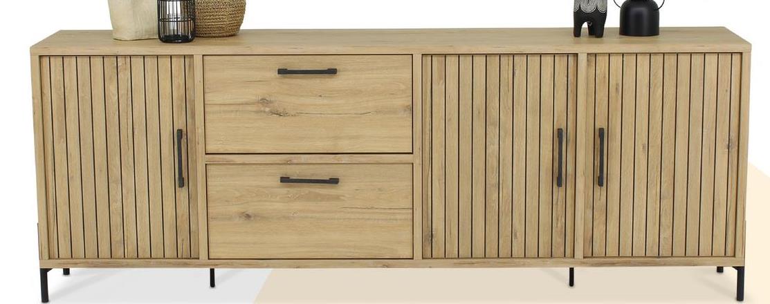 Dressoir JAKARTA 3D 2L B236 Ontdek dressoir JAKARTA. Met zijn breedte van 236cm, drie deuren en twee lades, biedt dit dressoir heel wat opbergruimte.Combineer ook met andere artikelen van de Jakarta collectie.