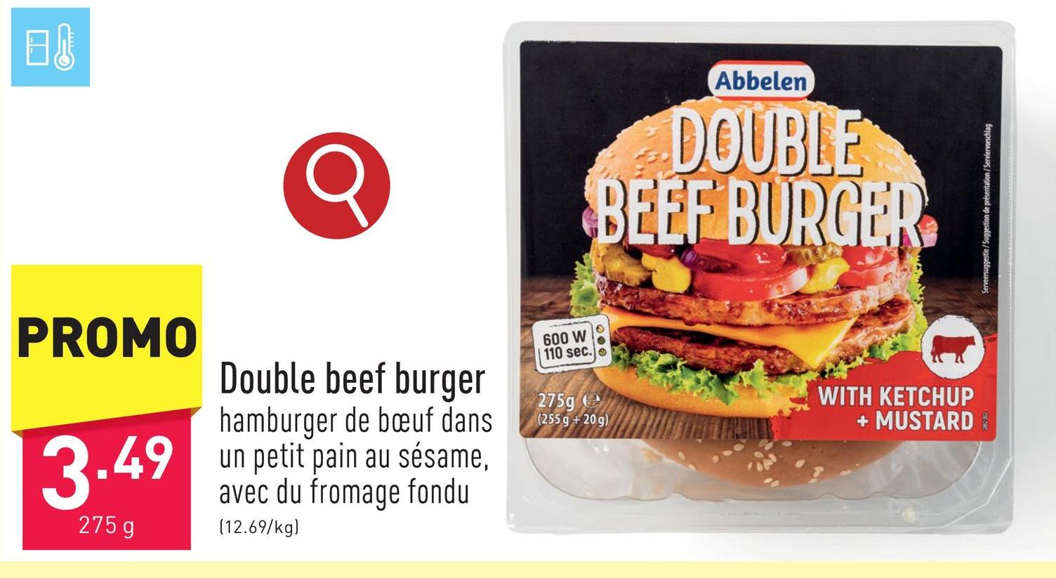 Double beef burger hamburger de bœuf dans un petit pain au sésame, avec du fromage fondu