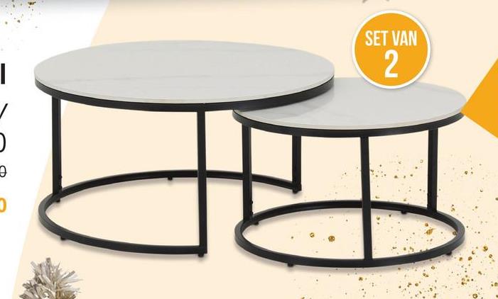 Salontafel Set van 2 TWINNY Wit Ontdek de perfecte aanvulling voor jouw woonruimte met onze salontafel set TWINNY! Deze set bestaat uit twee prachtige ronde salontafels, ontworpen om jouw interieur te verfraaien en functionaliteit toe te voegen.De kleinere tafel, met een diameter van 60 cm en een hoogte van 37 cm, past perfect bij de grotere tafel, die een diameter heeft van 80 cm en een hoogte van 41 cm. Samen creëren ze een dynamisch duo dat jouw woonkamer naar een hoger niveau tilt.Beide tafels zijn vervaardigd uit gesinterd wit, wat zorgt voor duurzaamheid en een moderne uitstraling. Het strakke en eigentijdse ontwerp wordt versterkt door de zwarte onderstellen, die niet alleen stabiliteit bieden, maar ook een vleugje elegantie toevoegen aan het geheel.