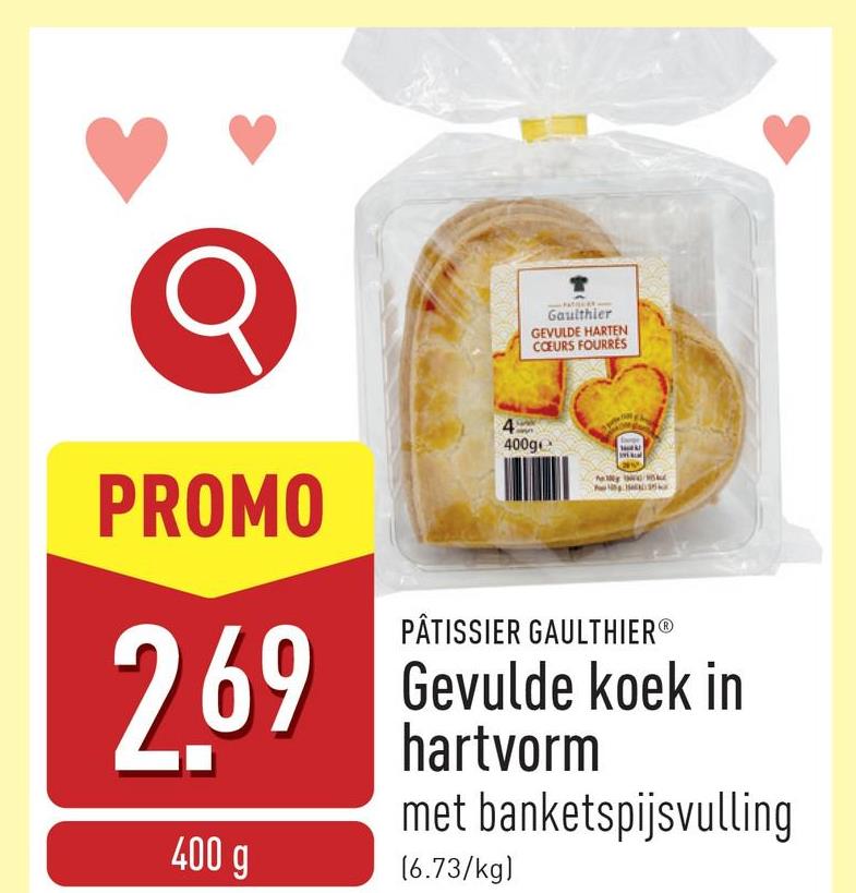 Gevulde koek in hartvorm met banketspijsvulling