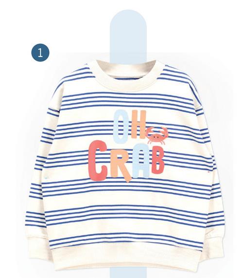 Ecru/ blauw gestreepte sweater 'Oh Crab' - Maat 92 - Jongens Ahoy, kleine avonturier! Deze ecru met blauw gestreepte sweater brengt een maritieme vibe met een knipoog. De speelse ‘Oh Crab’ tekst en de schattige krab geven de sweater een vrolijke twist. Gemaakt van zachte, warme stof voor ultiem comfort, perfect voor frisse dagen of een stoere, casual look. Collectie: Urban Wave <br><br> Samenstelling: 60% katoen + 40% polyester